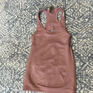 Gymshark Rose color. Never worn but I took tags off thinking I’d use it.